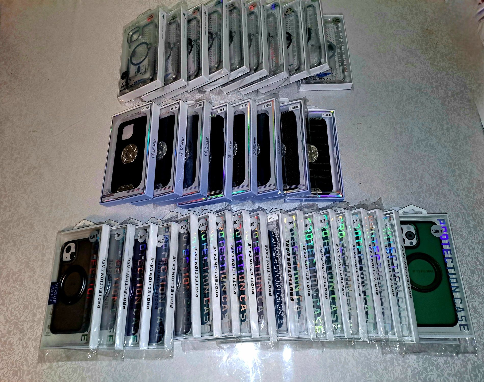 Продам чехлы на Iphone(11,13,14,15) и (13,14,15,16)pro,pro max!