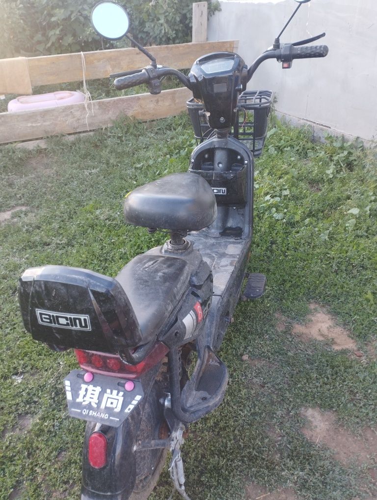 Скутер мопед sk8