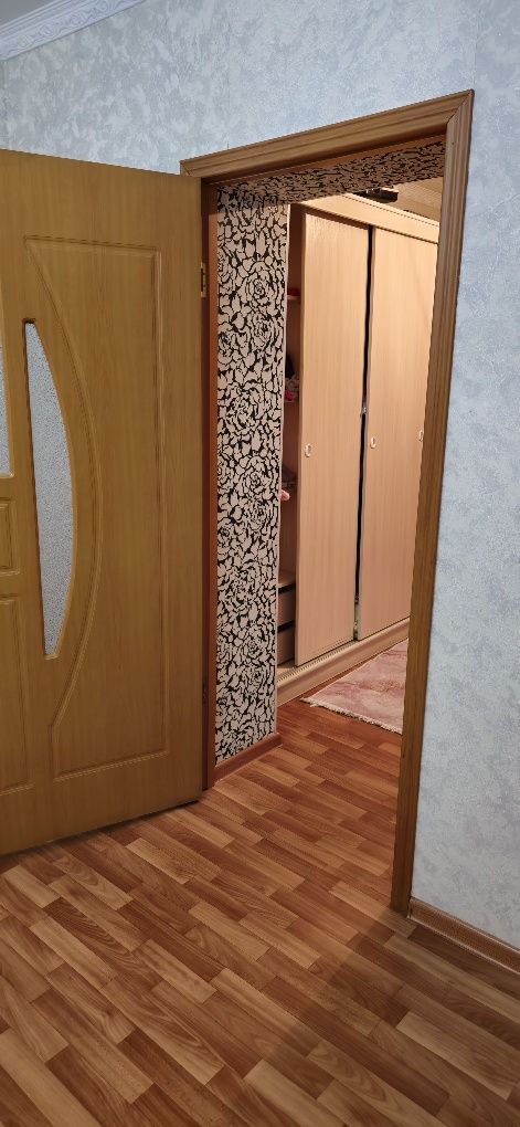Двери 6 штук есть