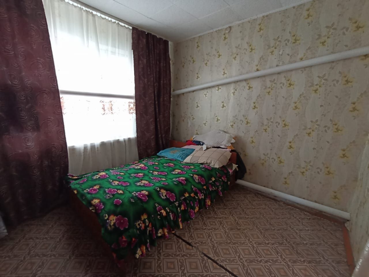 Продам дом с земельным участком  в с.Айет