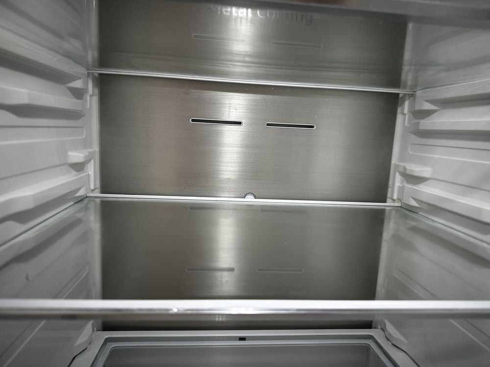 Продам холодилтник Samsung