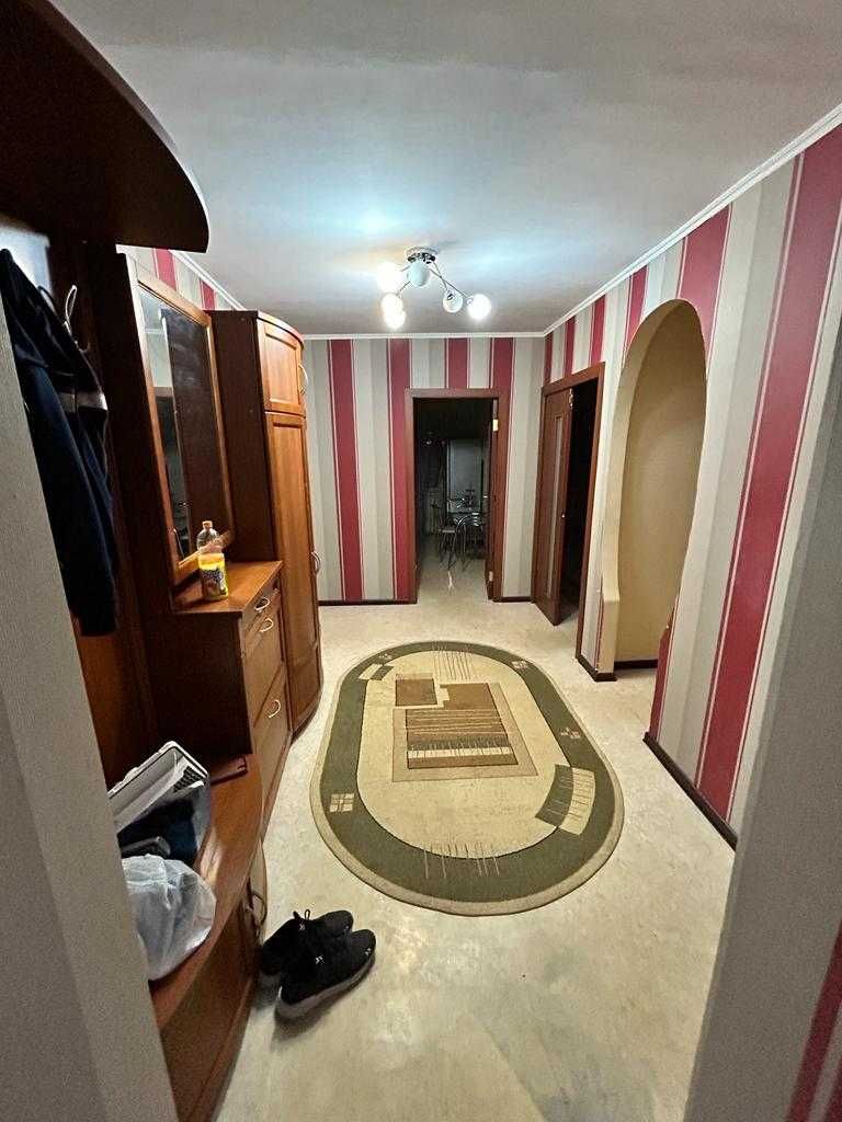2-комнатной квартиры, 65 м², ул. Муканова, дом 1/6