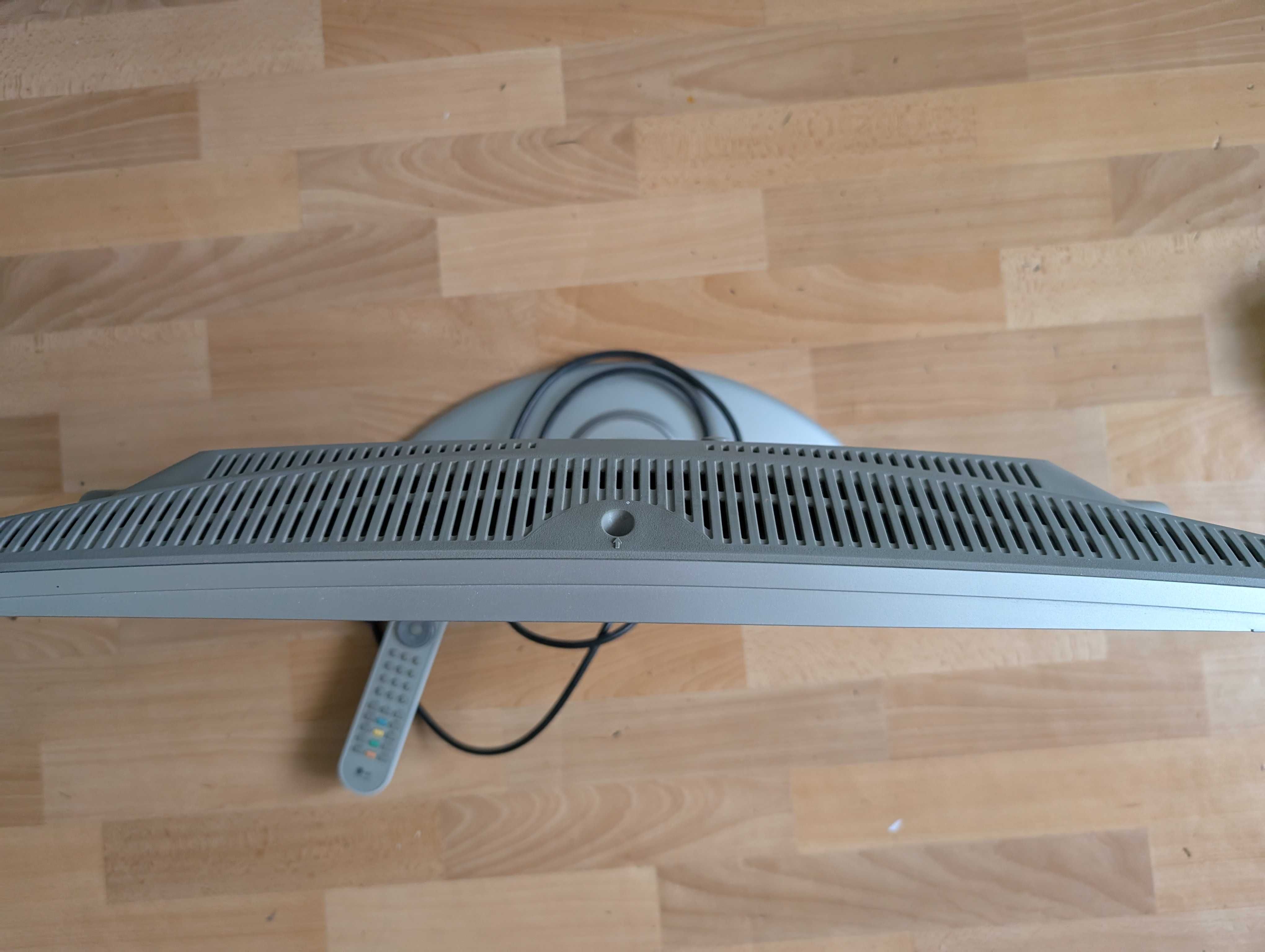 Телевизор LG 46 см