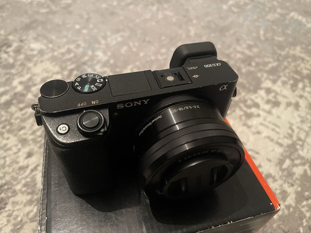Sony 6300  г Алматя с коробкой