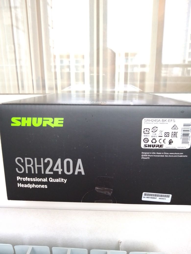 Профессинальные наушники Shure(США)
