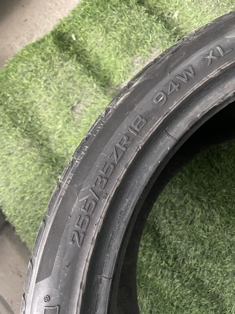 Продам шину 1шт 255/35 R18