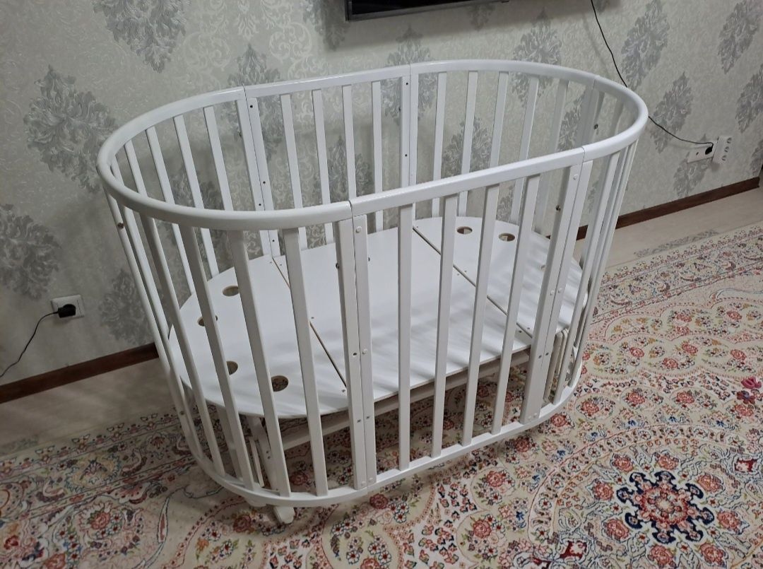 Кроватка манеж, 2 в одном, в отл состоянии