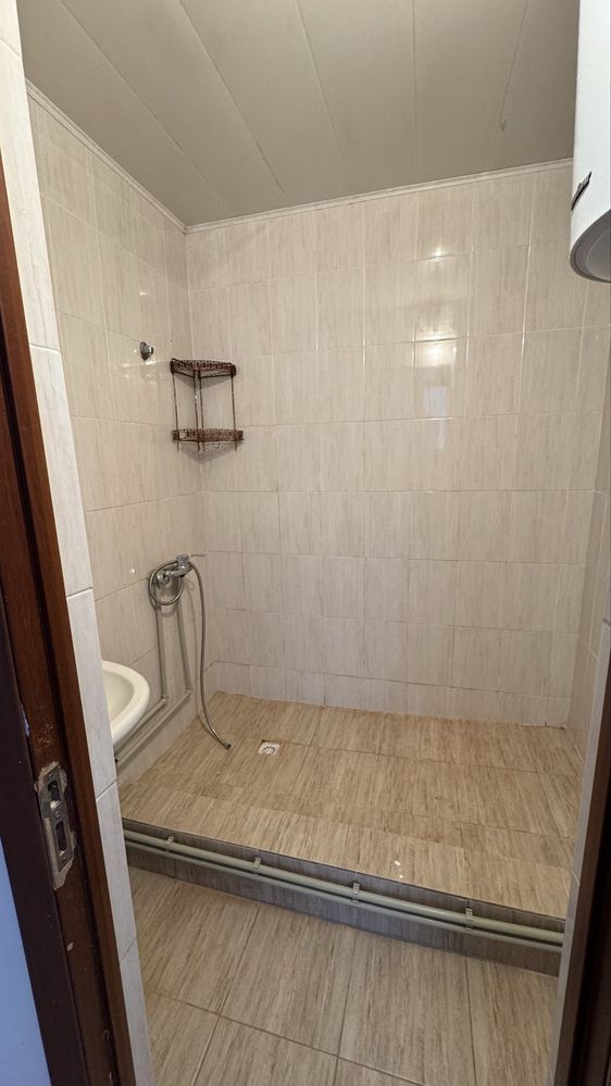 Продаю комерческое помешиение в горде шу