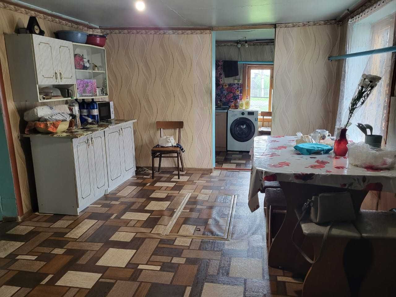 Продам 4-х комнатный дом ,Рабочий посёлок(рядом 44-я школа )