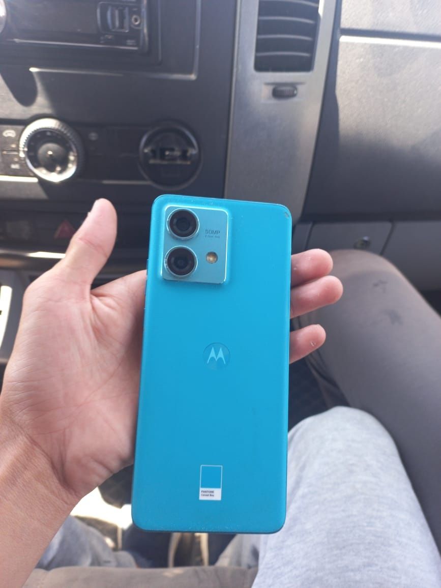 Motorola edge 40 neo 12/256