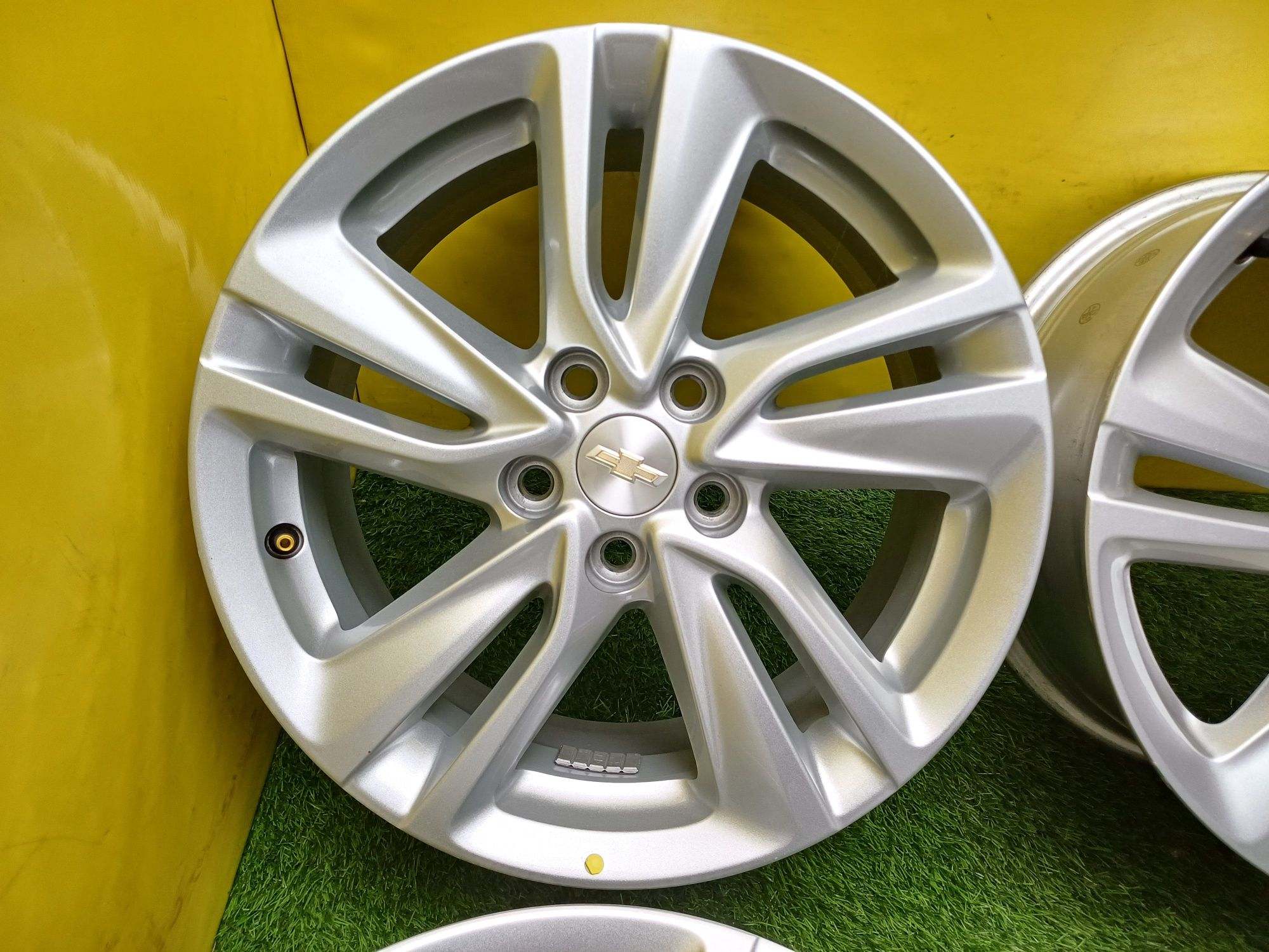 Диски R16 5x105 на Chevrolet (Tracker, Cruse, Aveo, Sonic) и другие