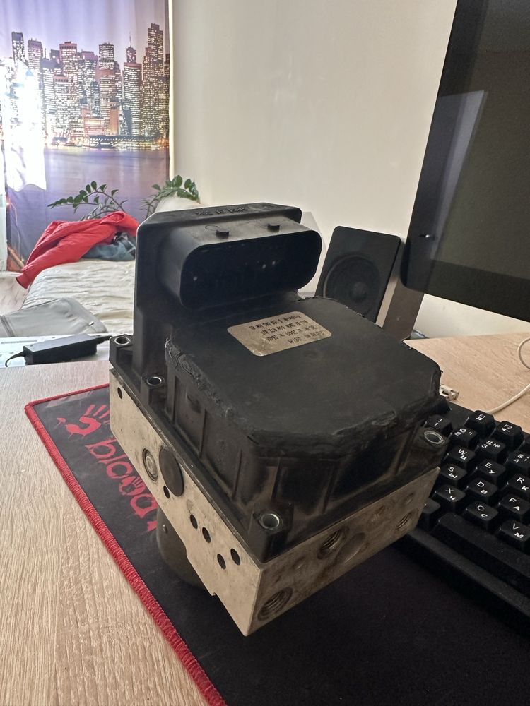 Продам блок абс бмв е65
