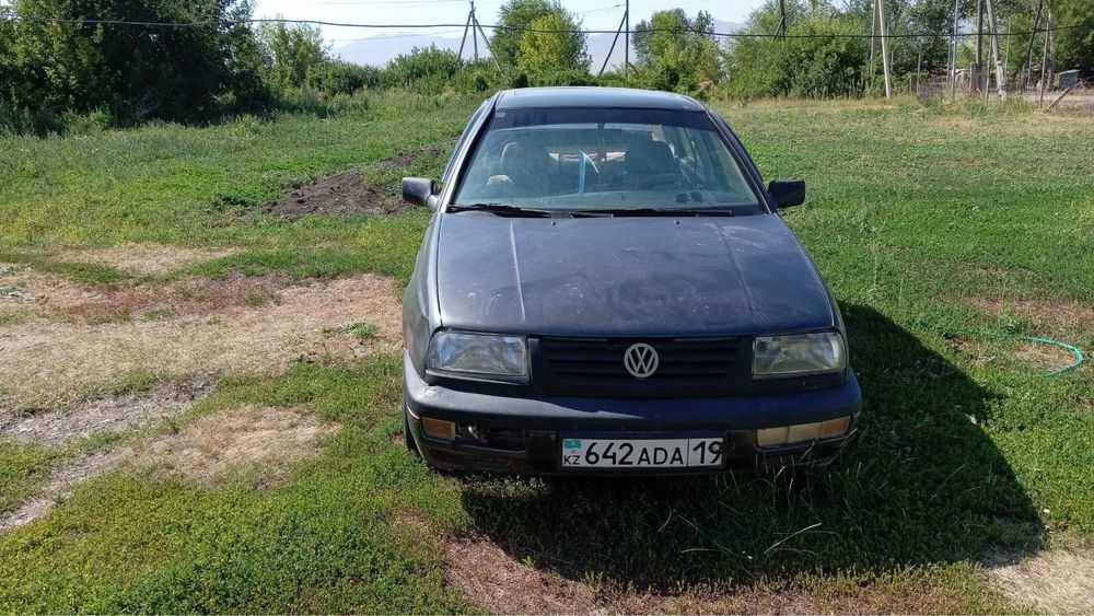 Продаётся авто Volkswagen Vento