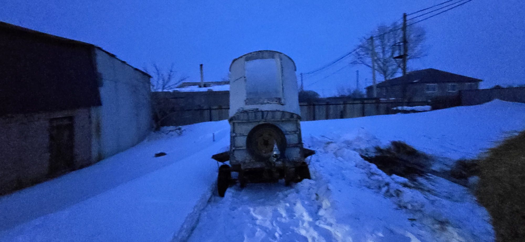 Продам или обмен на тая коневозку