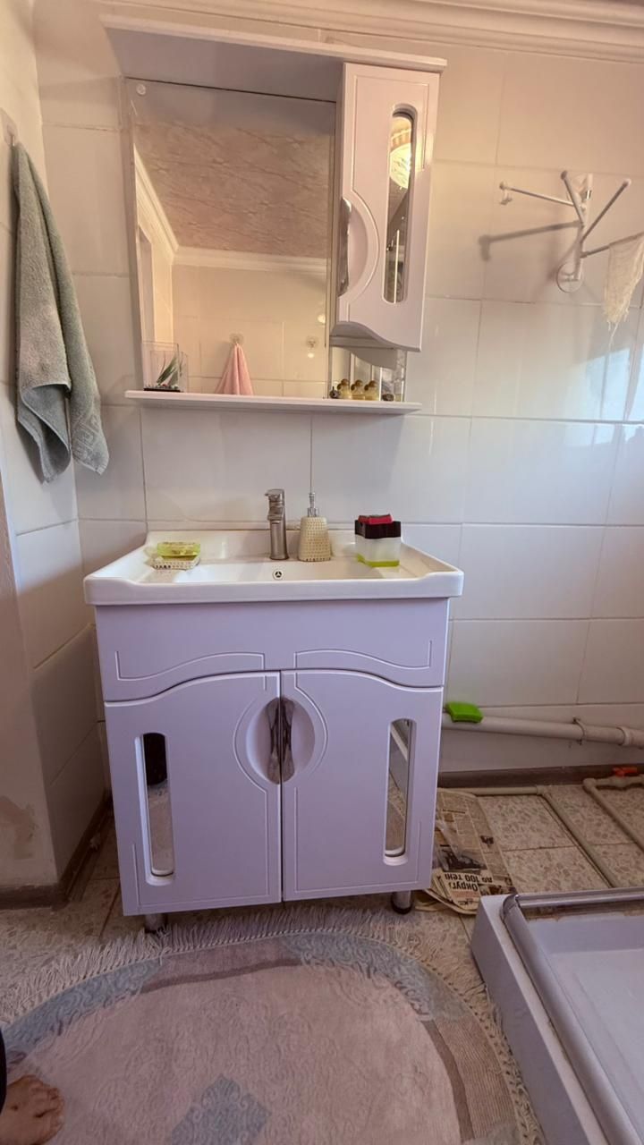 Тез арада уй сатылады. Срочно продаётся дом