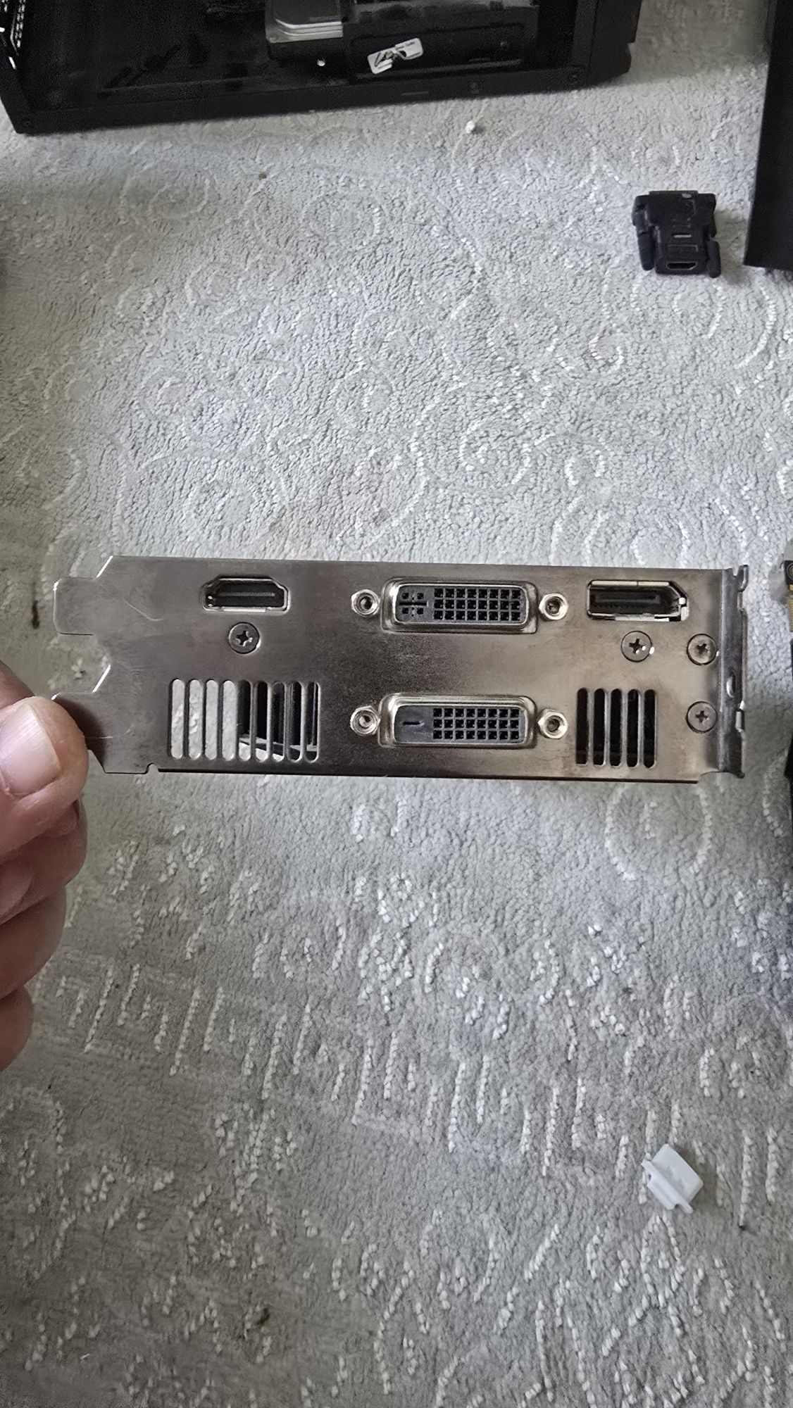 Видеокарта GTX 950/650