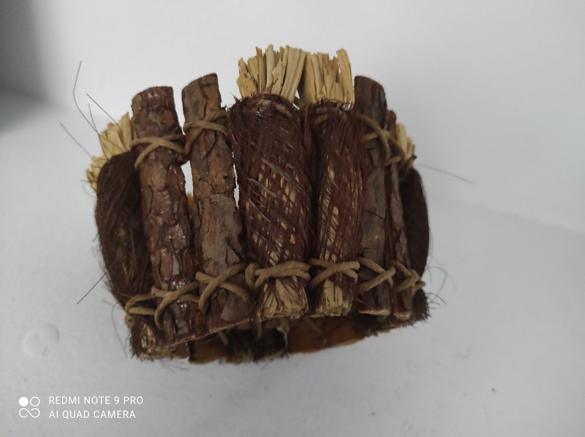 ШИШКИ  ,корзинка для поделок и декора
