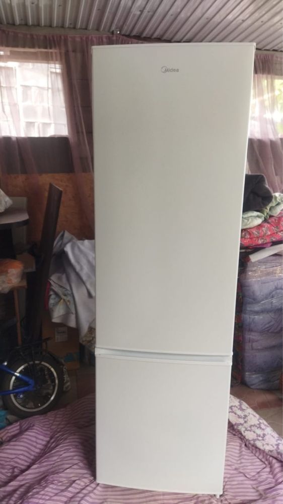 Холодильник Midea MDRB369FGF*
