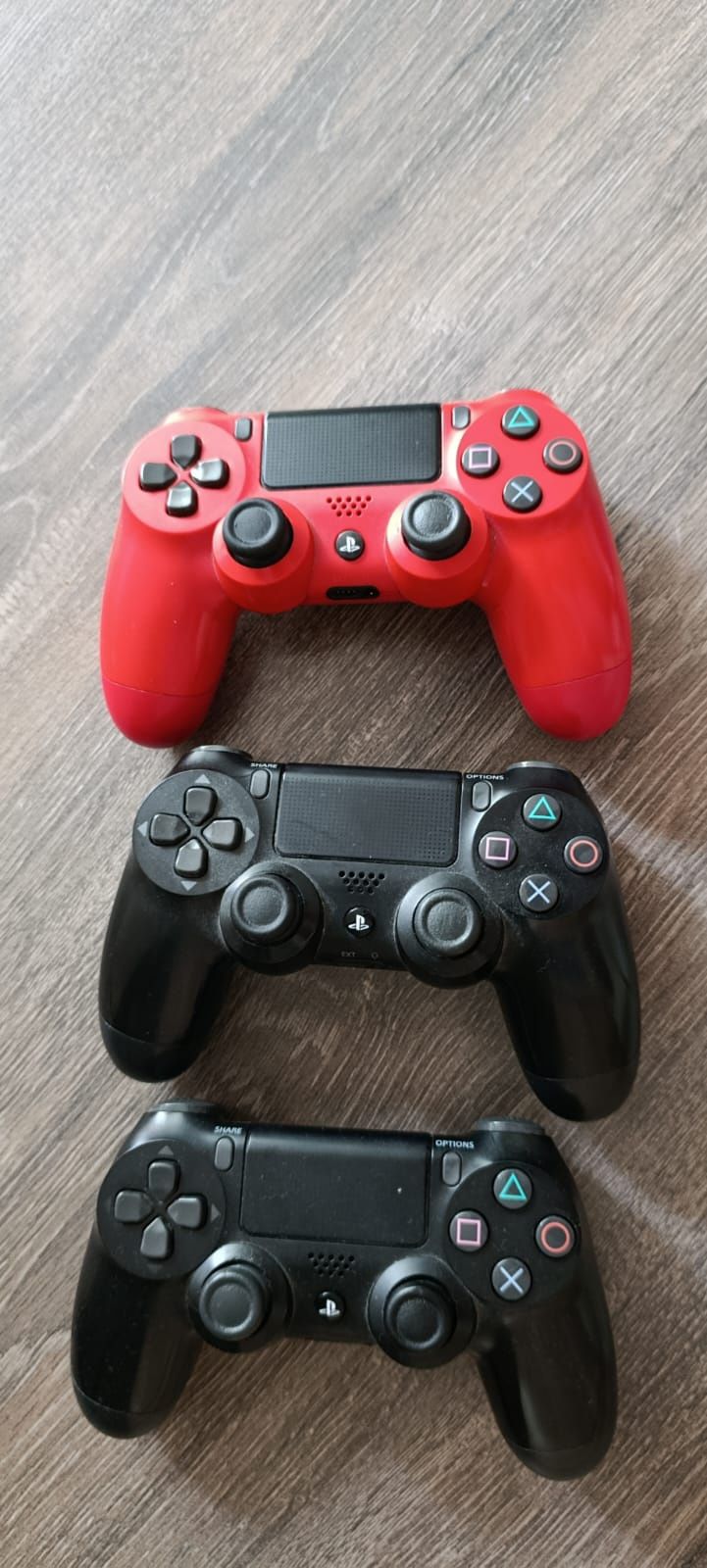 Продам playstation 4