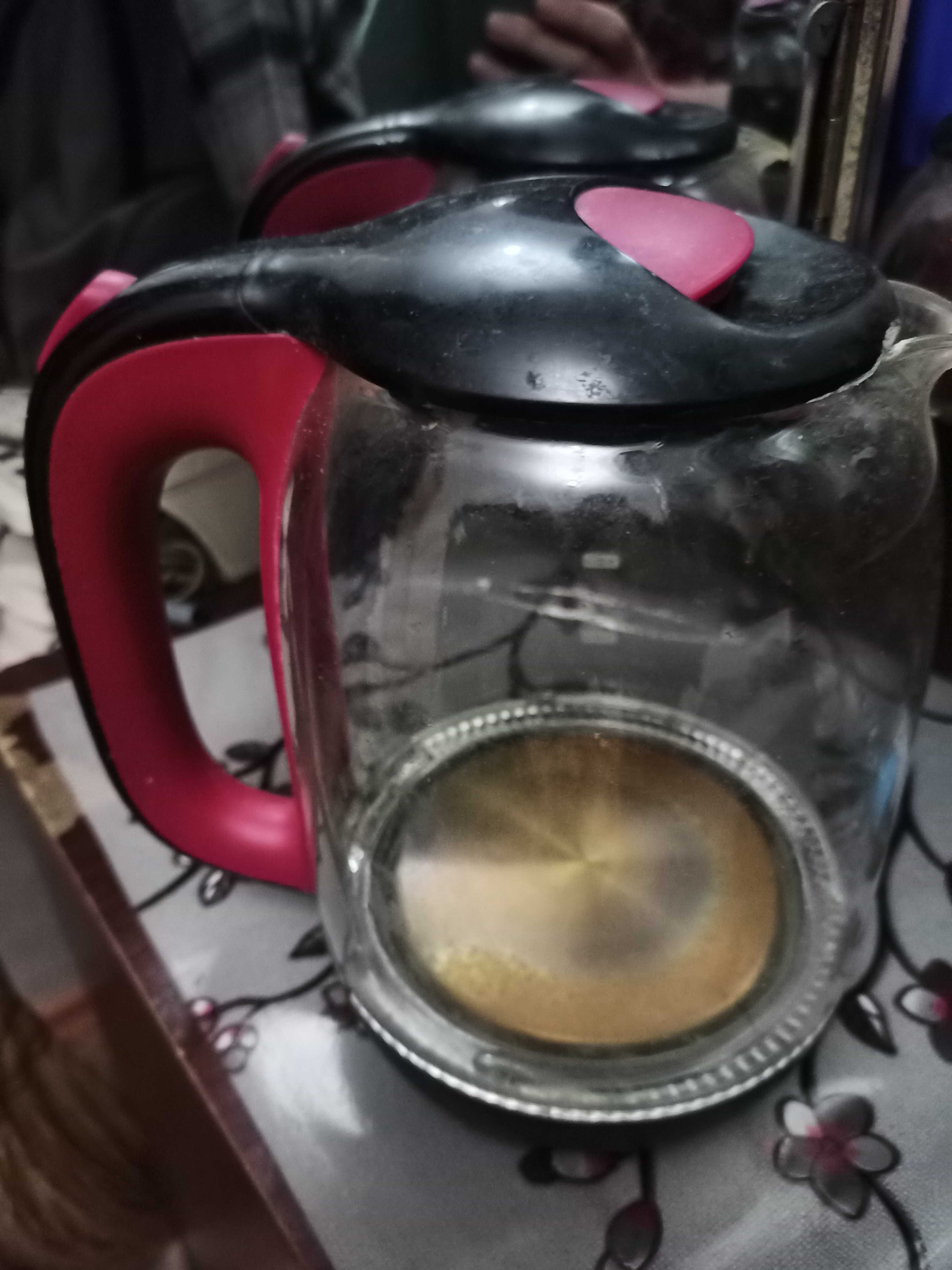 Отдам электрочайник
