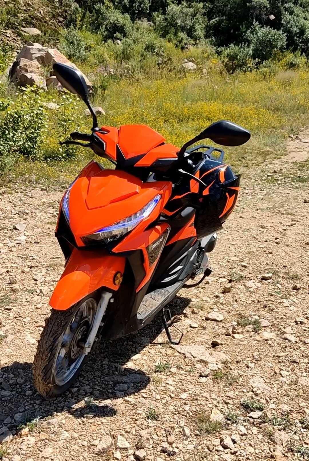Скутер SPARK 150CC