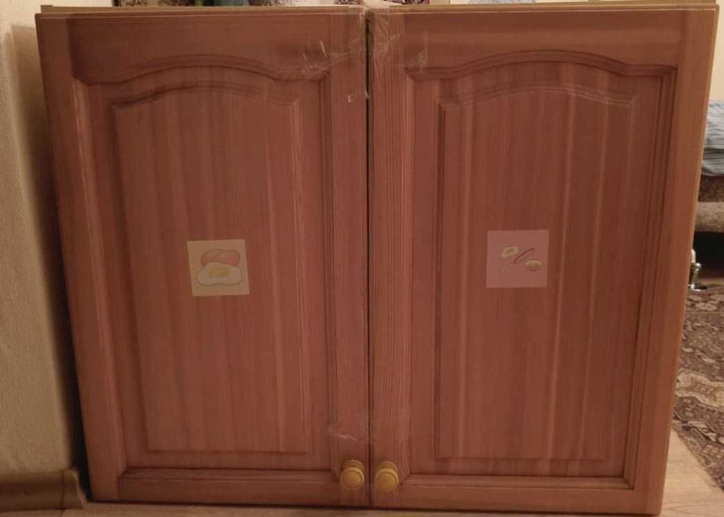 Продам кухонный гарнитур б/у.