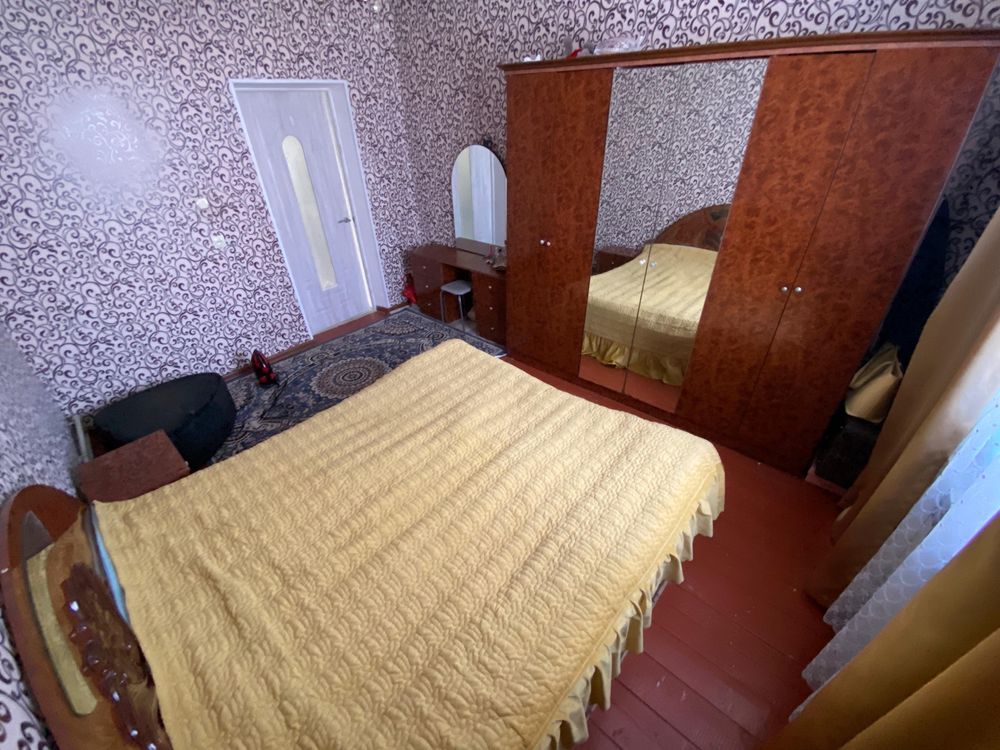 Спальный гарнитур