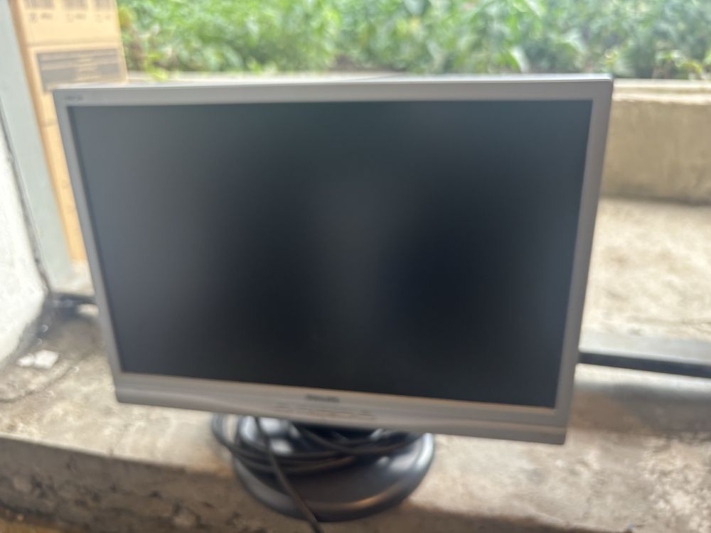 Монитор 19’ Philips
