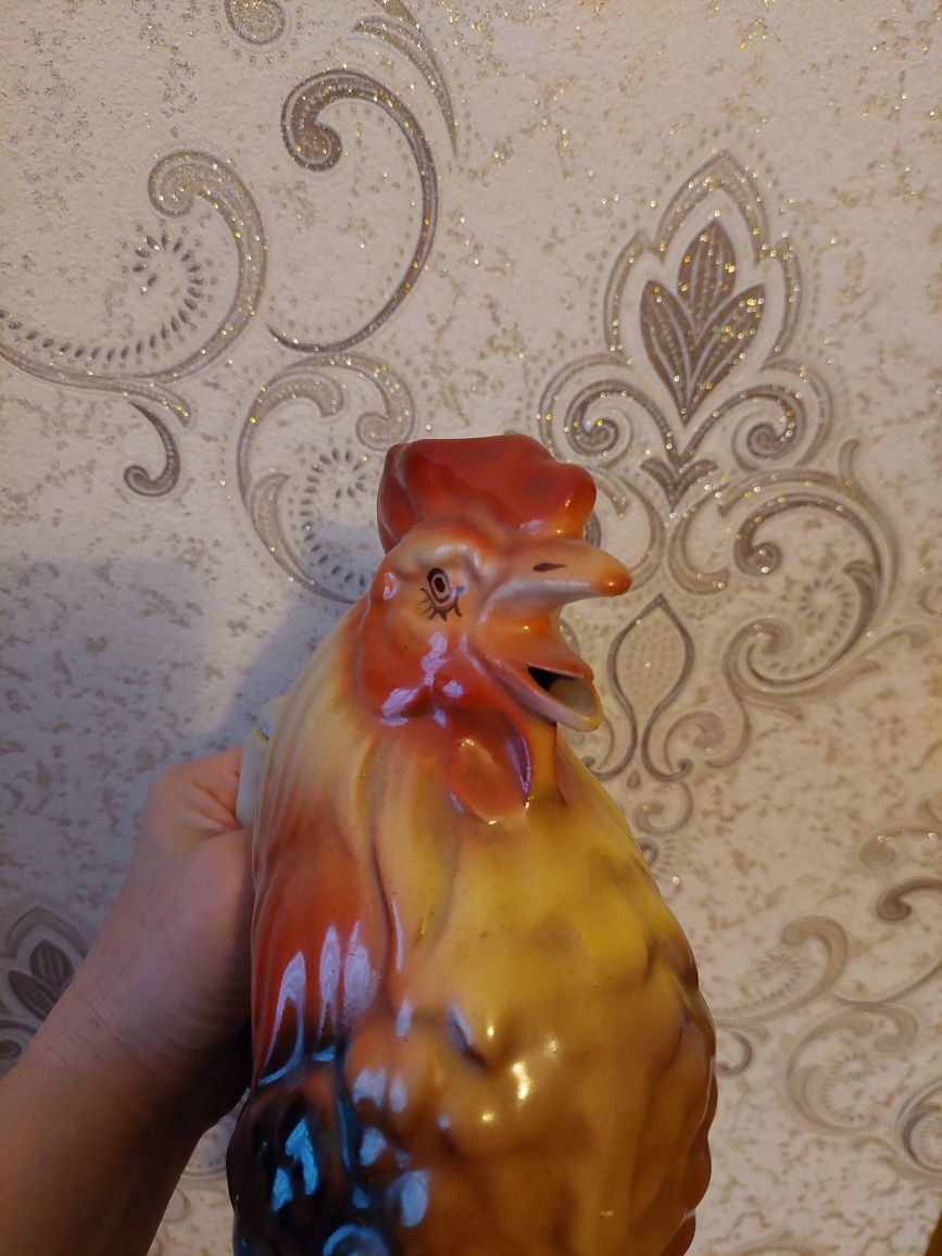 Кувшин в виде петуха