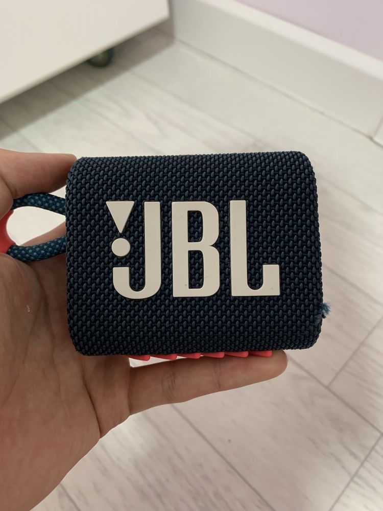 Колонка JBL GO3