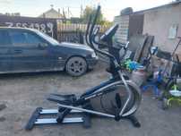 Продам элептический тренажёр