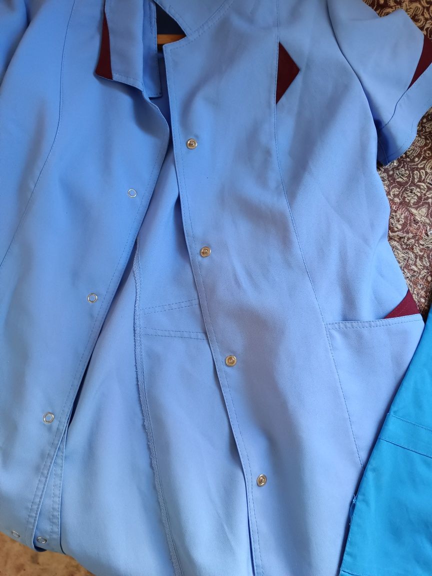 Продам медицинские халаты