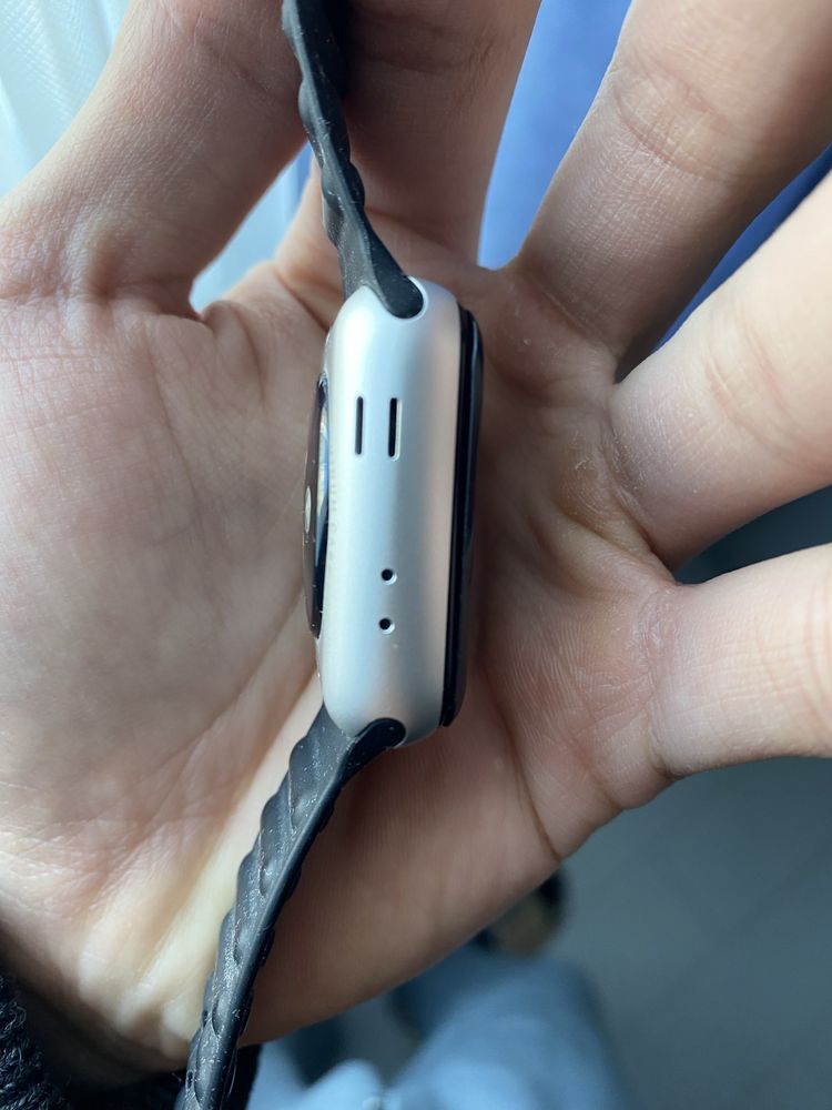 ПРОДАМ!!!Apple Watch 3 series!