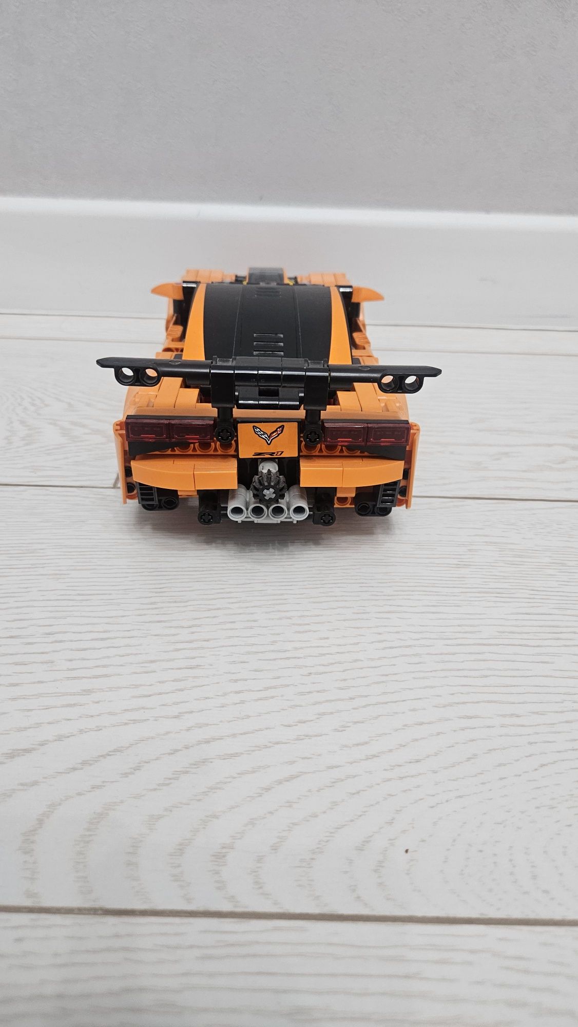Машина lego technic