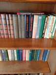 Продам книги разных жанров