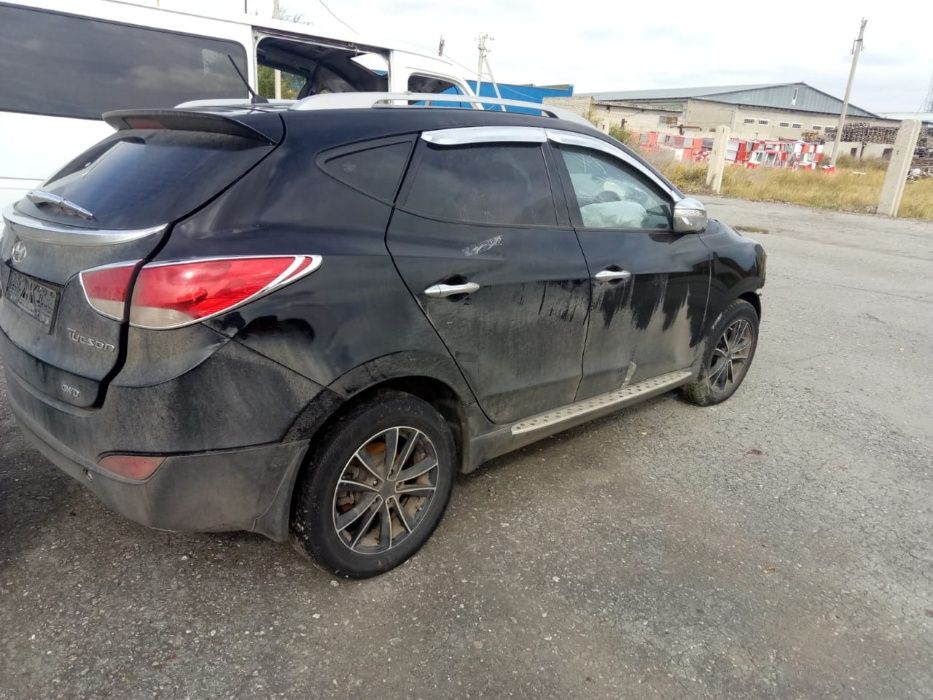 Hyundai Tucson ix35 Хундай Тюксон 2012 2.0 автомат на запчасти