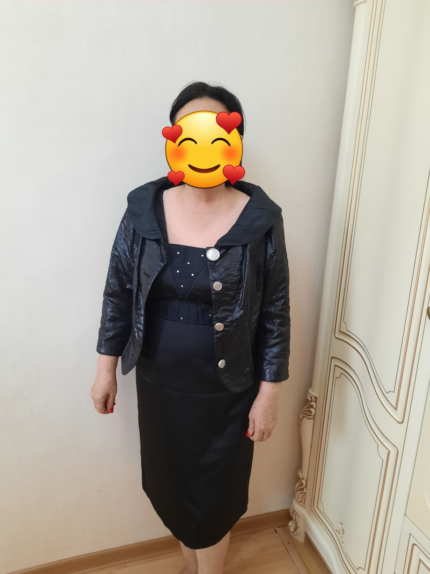Продам платья размер 48