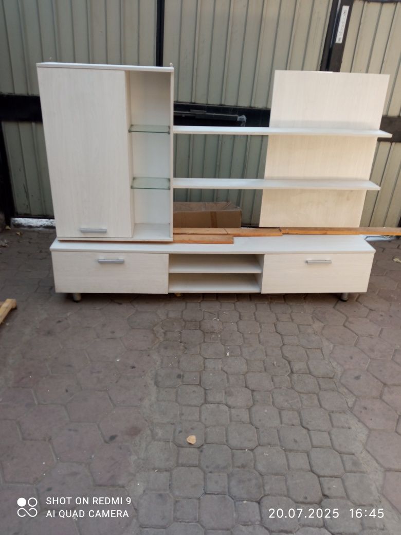 Продам стенку б/у