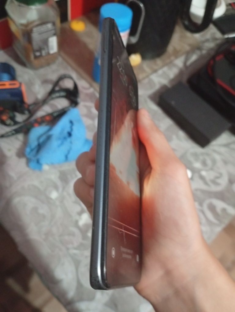 Телефон Redmi 10