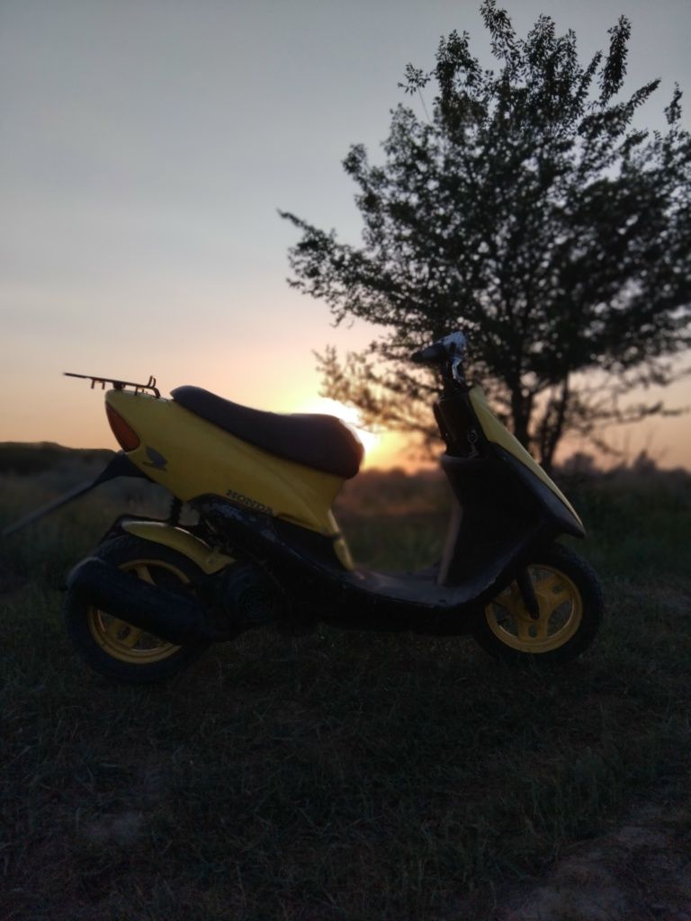 Honda dio af 34.