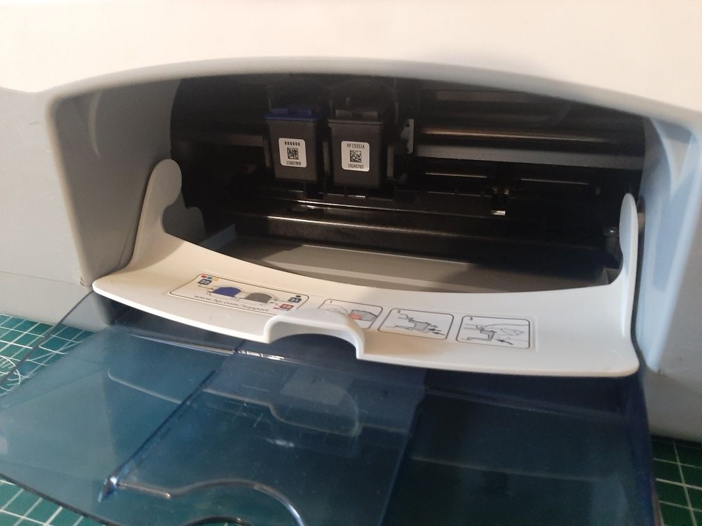 Принтер HP F380, 3 в одном