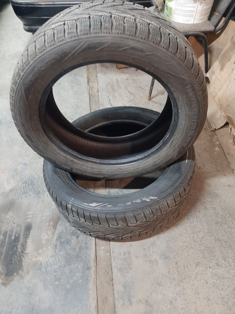 Продам резина 235/55/19