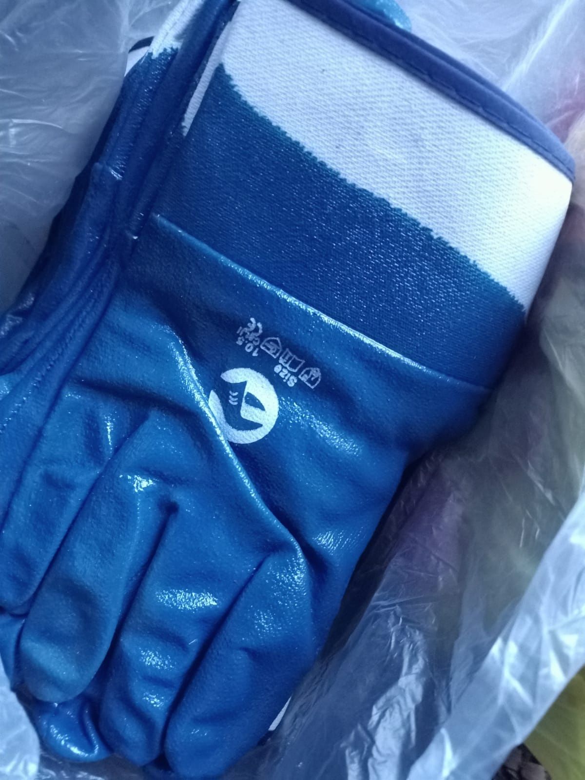 Продам перчатки летние