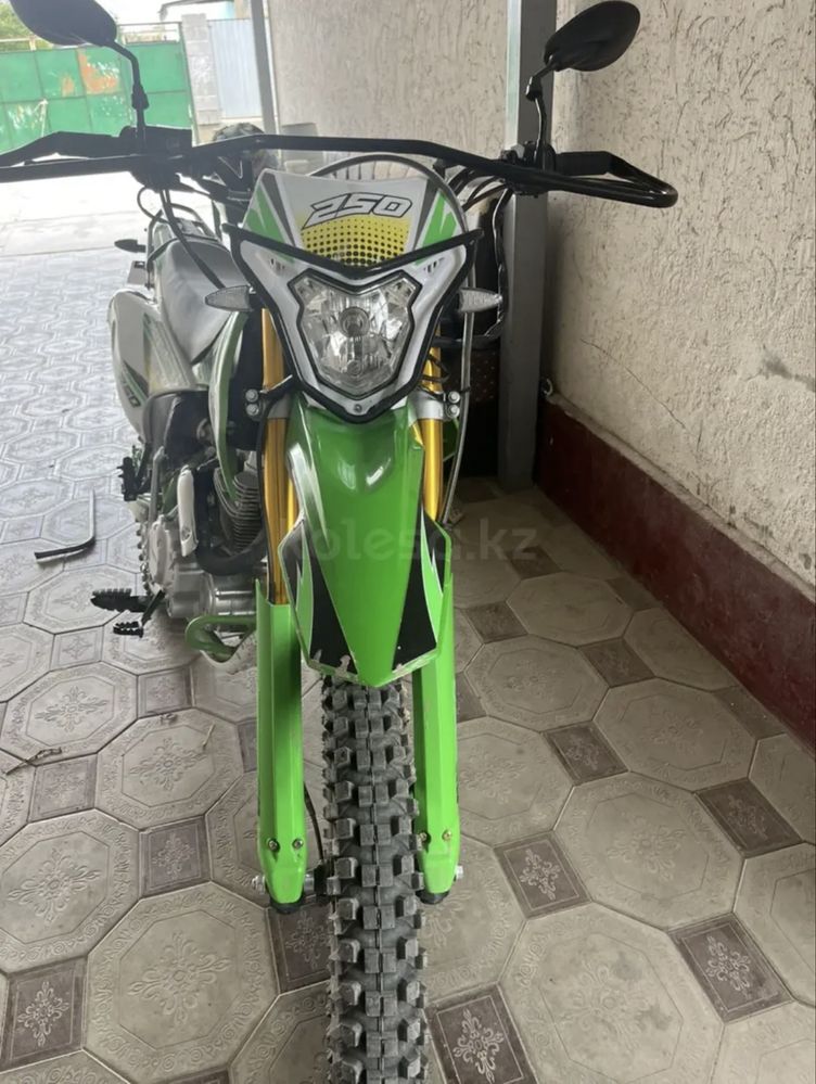 Мотоцикл Эндуро Yamma 250 кубов Продажа Обмен