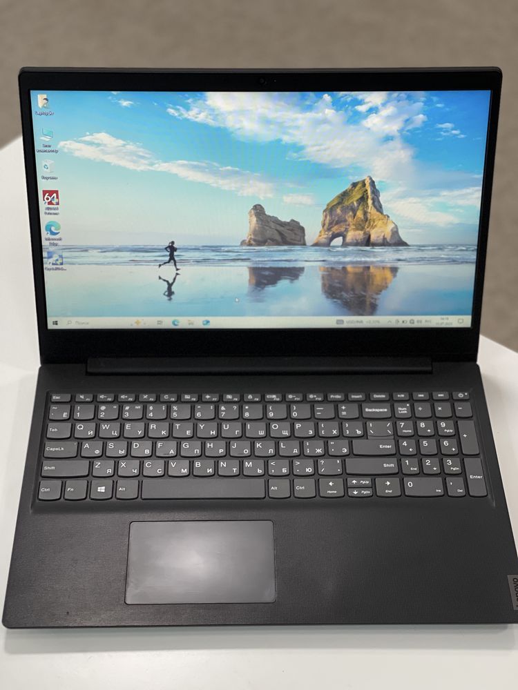Продается ноутбук Lenovo V14