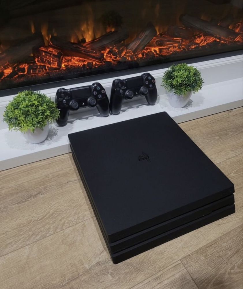 Ps 4 PRO с FC 25, UFC 3,4, Battlefield V и 200+игр