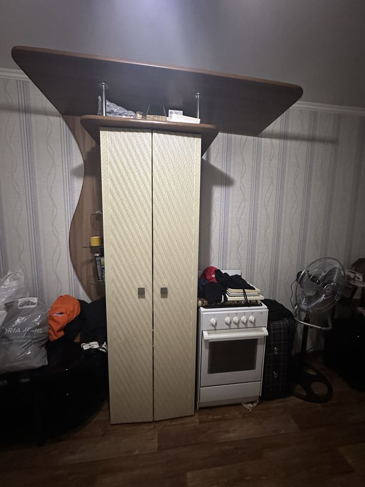 Продам прихожку весь набор 21000