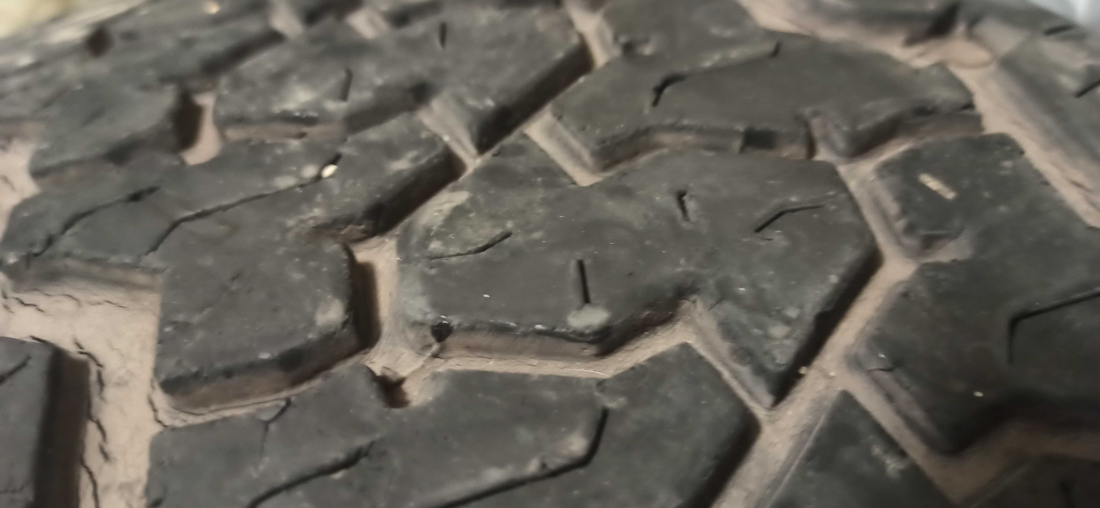 Шины MAXXIS А/Т 265/70R16 б/у 4 балона