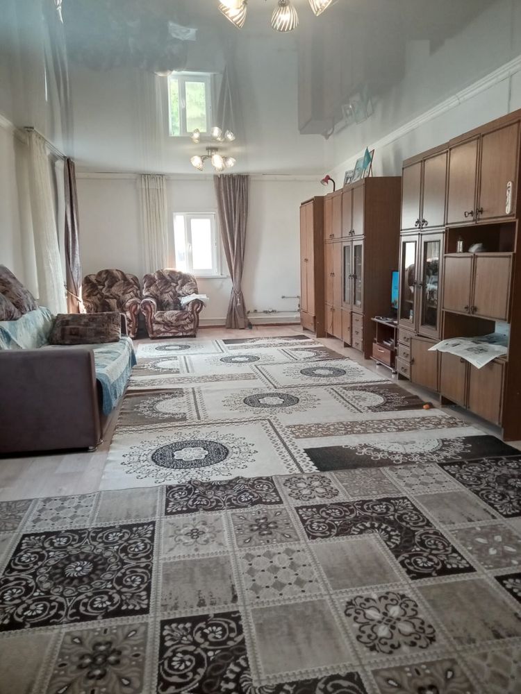 Продам дом 4 комнатный уютный