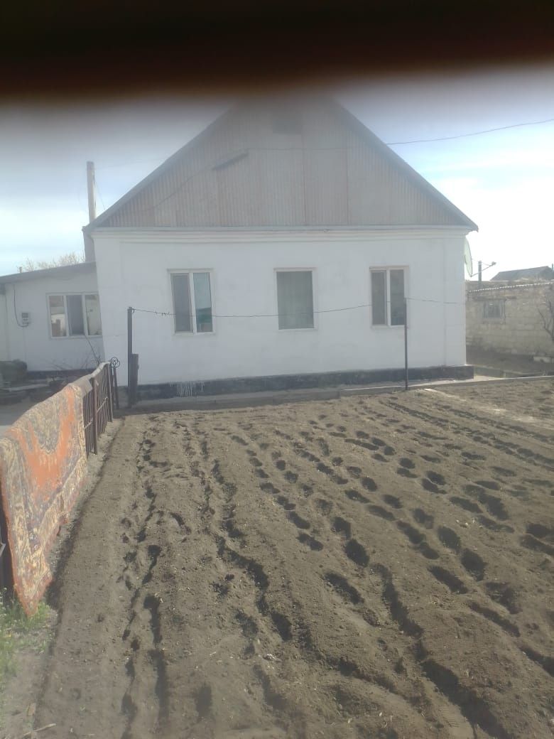 Обмен дома в п. Новололинский на квартиру в г. Шахтинск